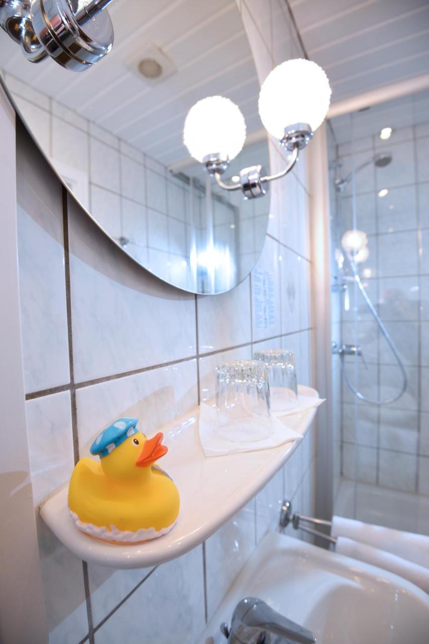 Hotel Hecht Garni Ingolstadt Buitenkant foto